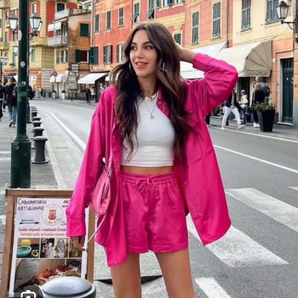 Zara SET Green 2-Ply Satin Shorts Shirt Jacket Bloggers Fave Mango NWOT M 6/8 - Picture 15 of 16